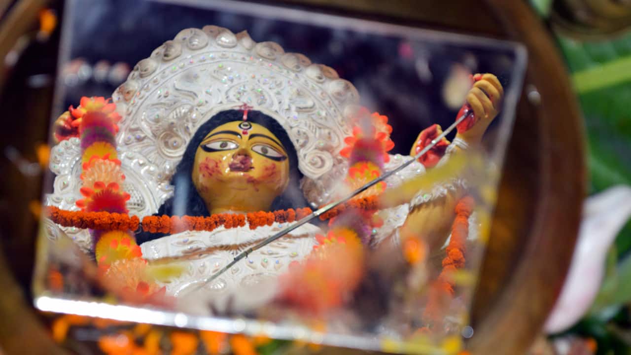 Kojagari Lakshmi Puja 2025: Agartala Markets Come Alive with Festive Preparations in Tripura