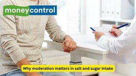 8 surprising effects of cutting salt and sugar, according to a dietician