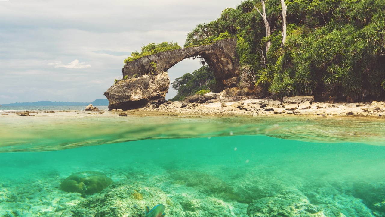 ANDAMAN ISLANDS – EXOTIC ISLAND ESCAPE The Andaman Islands are a dream destination for couples seeking tropical romance and adventure. Explore the pristine beaches of Radhanagar or Vijaynagar, snorkel in turquoise waters teeming with colorful marine life, and take private boat rides to hidden coves. The serene environment provides complete seclusion, allowing couples to unwind and enjoy each other’s company away from the crowds. Sunset strolls on the soft sand, candlelit dinners by the shore, and exploring limestone caves or coral reefs create unforgettable memories. With its exotic landscapes, tropical climate, and abundant natural beauty, the Andamans are ideal for couples wanting an adventurous yet intimate Karwa Chauth long weekend.