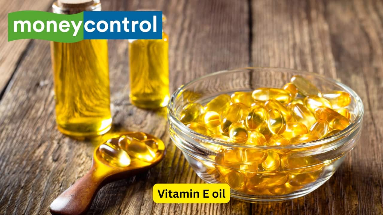 Using Vitamin E Oil Vitamin E helps with eyelash growth and strengthening them. The benefit of opening a Vitamin E capsule and applying it to your lashes once a day can be beneficial for healthier lashes. The powerful antioxidant in Vitamin E also repairs damage done by harmful environmental factors. (Image: Canva)