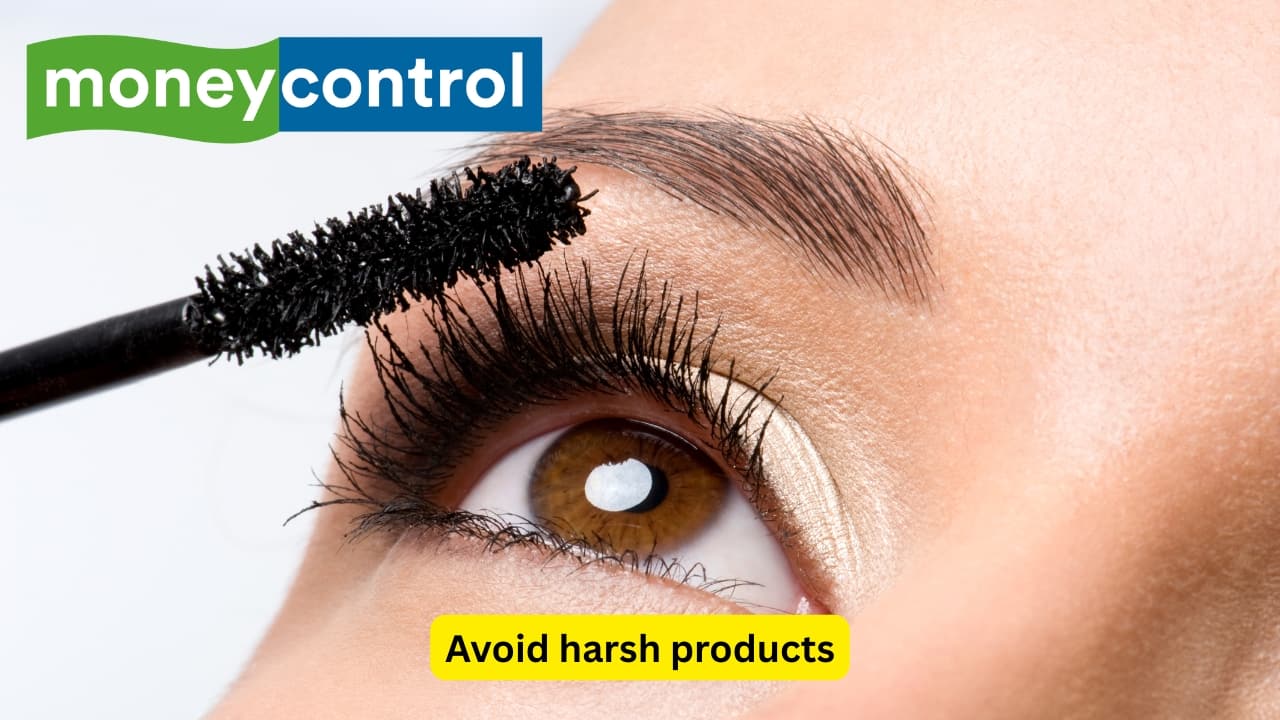 Avoiding Harsh Products Avoiding waterproof mascara and strong make-up removers can aid in not weakening and breaking your lashes. It is best to choose softer more natural formulas, thus not drying out or harming your lashes. (Image: Canva)