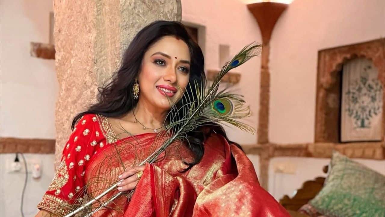 Rupali Ganguly shares excitement as PM Narendra Modi inaugurates the Navi Mumbai International Airport: "Excited for the new era of travel"