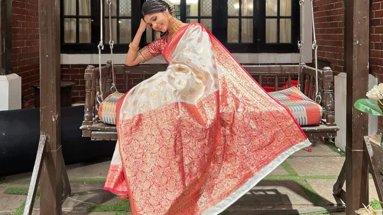 Pranali Rathod You can also go for a Kanjivaram or an organza saree with the classic red and white colors, which will make you look deeply rooted. Though this mix is a classic, opting for a shade with red is decent and breathtaking at the same time. 