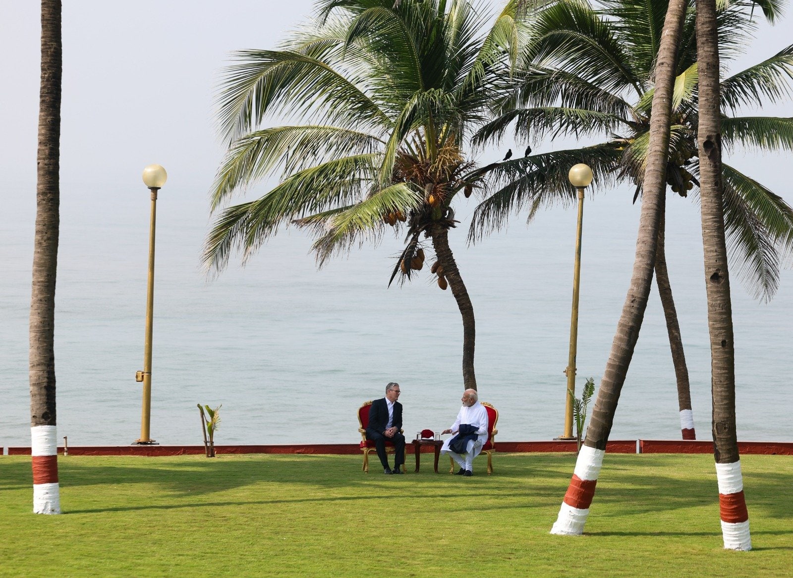 Prime Minister Narendra Modi welcomed his British counterpart Keir Starmer at the picturesque Raj Bhavan in Mumbai, which overlooks the Arabian Sea. The historic colonial-era estate, surrounded by lush greenery, offered a scenic setting for the high-profile bilateral meeting.