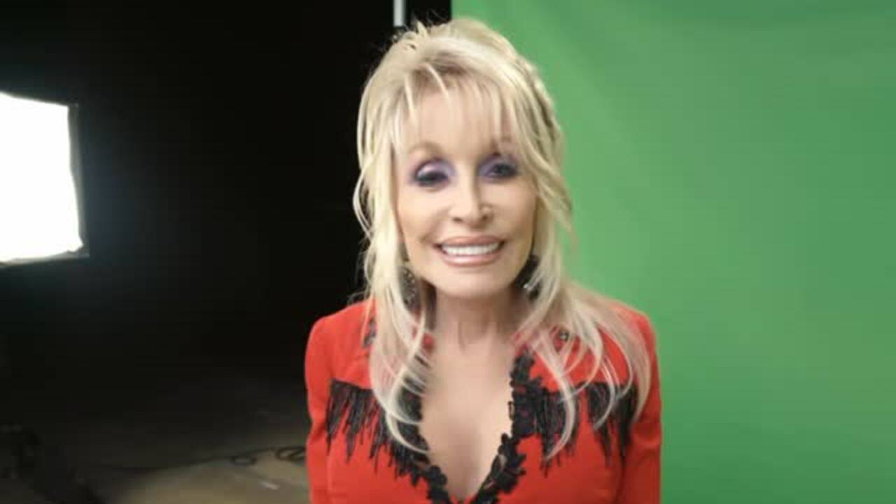 Dolly Parton addresses health concerns sparked by her sister: “I’m not dying”