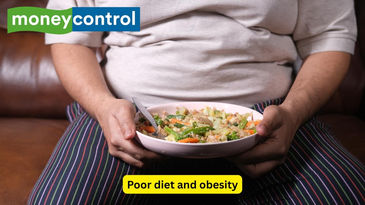 Poor diet and obesity Long term stress may lead to unhealthy behaviours, and may also alter the physiology of the body. Poor diet is a common habit seen in those who have been dealing with stressful situations for extended periods. Stress may also promote obesity, which is a risk factors for by itself for CVD. (Image: Canva)