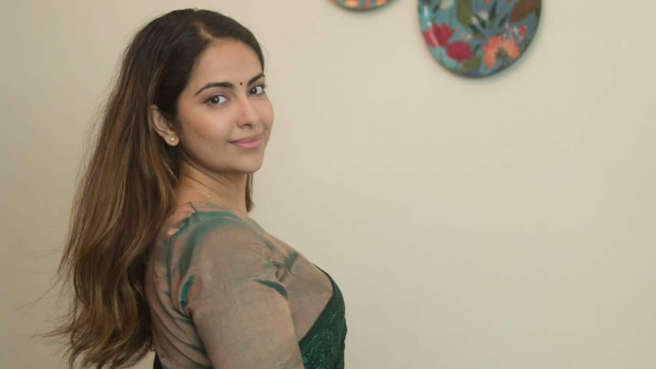 Weight loss  In 2020, Avika revealed a 13-kg weight loss, which she attributed to a renewed focus on her diet, exercise, and mental well-being. She now views it as a mental and emotional transformation, not just physical.