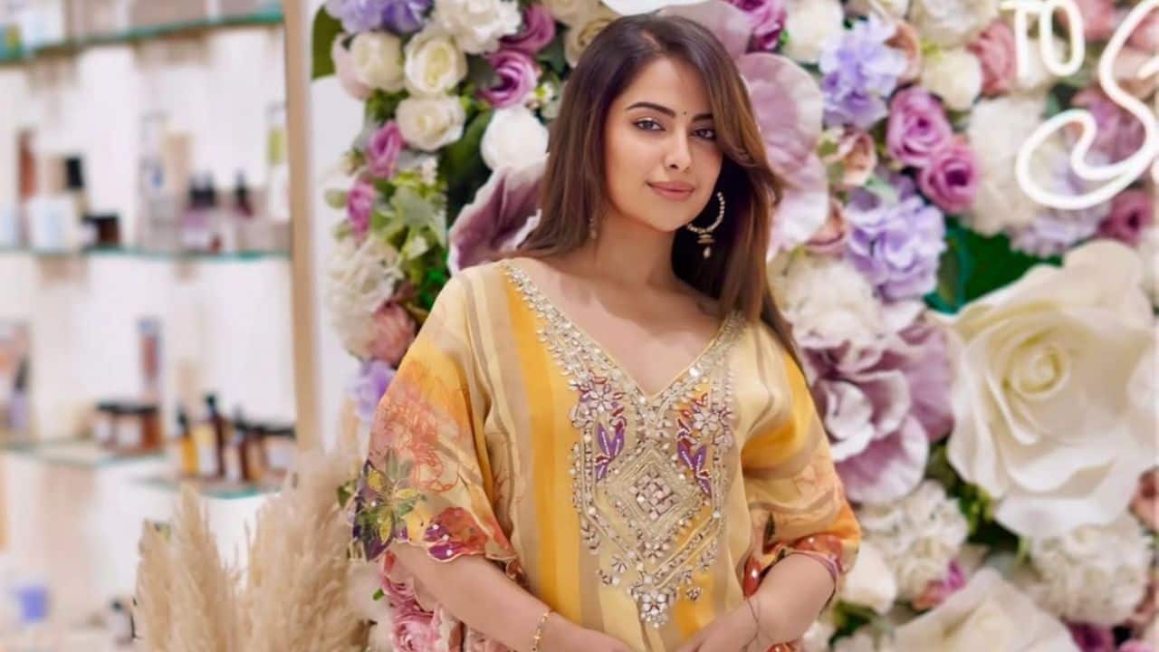 Cannes Film Festival At just 19 years old, she attended the 2016 Cannes Film Festival to promote her short film, Ankahee Baatein. She proved that with sheer talent and hard work, there is no stopping a dedicated person from succeeding. 