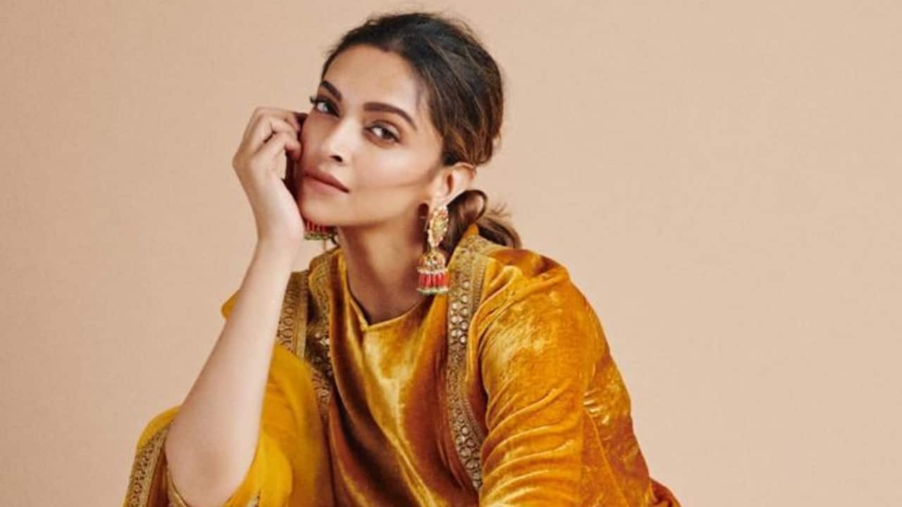 Deepika Padukone calls film industry 'very disorganised', says ‘a lot of male superstars have been working for 8 hours for years’ Deepika Padukone calls film industry 'very disorganised', says ‘a lot of male superstars have been working for 8 hours for years’