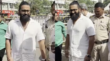 Rishab Shetty visits Siddhivinayak Temple