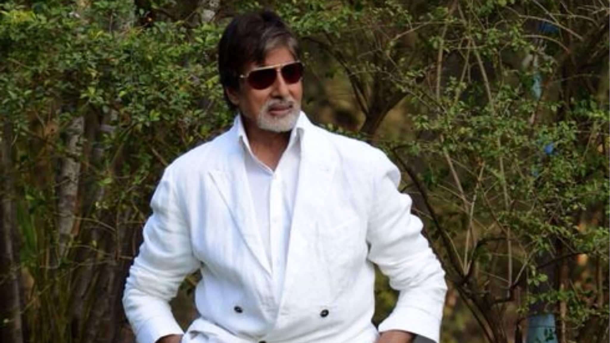 Amitabh Bachchan Is Ambidextrous  Not many know this: Amitabh Bachchan can write with both hands. He revealed on KBC that while his father initially trained him to write with his right hand, he taught himself to use both. Makes you wonder how he juggles scripts, autograph requests, and KBC buzzer rounds.