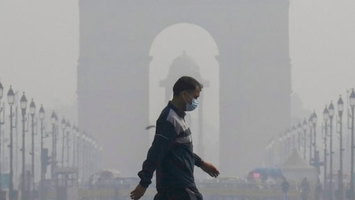 Delhi news live updates: Delhi deploys water sprinklers as AQI remains Poor to Severe