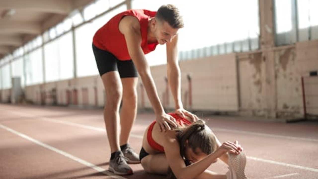 Orthopaedic doctor shares daily hacks that can joints healthy