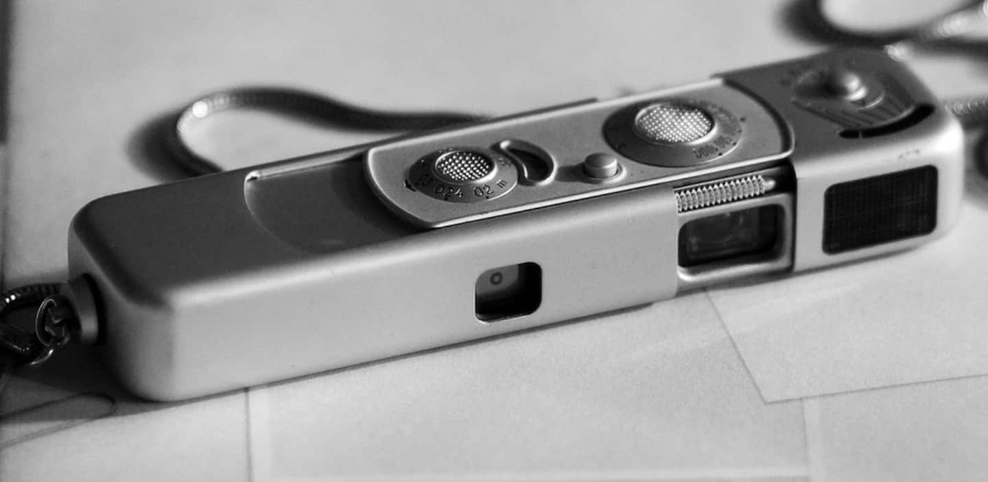 se your phone camera and flashlight  A quick way to detect infrared cameras is by turning off the room lights and using your smartphone camera. Slowly scan the room—infrared lights may appear as small, glowing dots on your screen. You can also shine a flashlight across reflective surfaces or dark corners; hidden lenses often reflect light differently from surrounding materials.