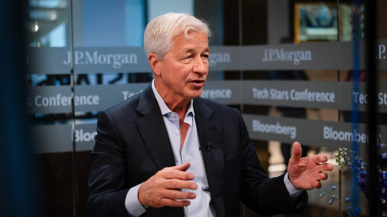 JPMorgan CEO sees headcount steady despite AI: ‘Always redeploy’