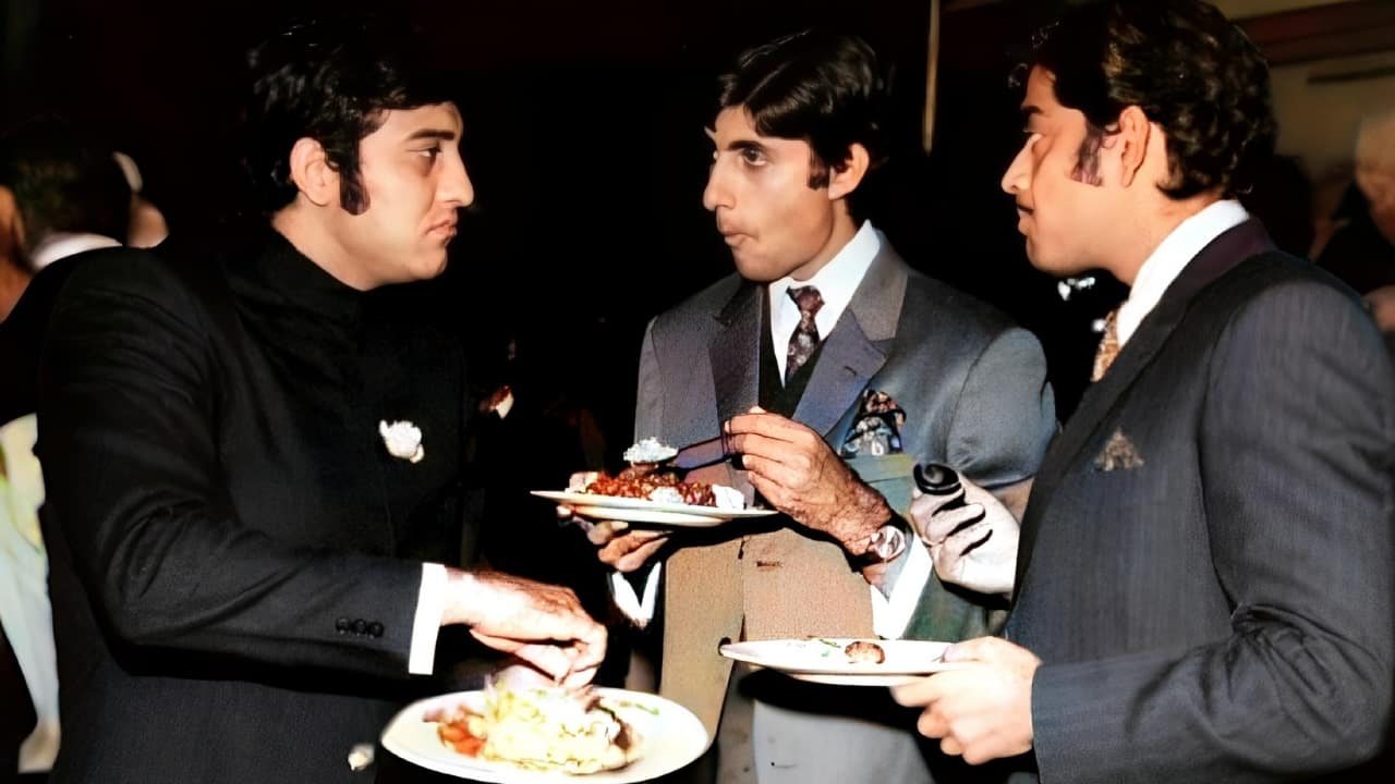 When Vinod Khanna said he was the only 'contender' to Amitabh Bachchan, said, &quot;Nobody else came close...&quot;