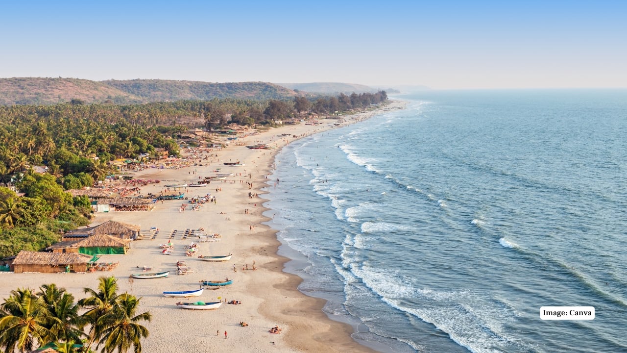 8. Goa The Diwali in Goa is a twist as huge effigies of demon Narakasura are burnt in the pre-dawn hours. The markets and beaches are shining with lights and music, and celebratory festivities. (Image: Canva)