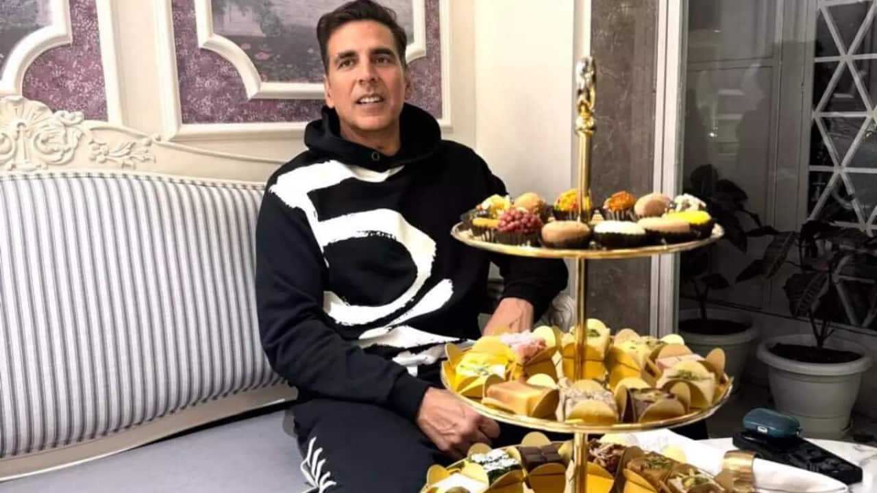 8. Akshay Kumar - Akshay Kumar enjoys jalebis and barfis occasionally. Even with his strict routine, he believes in celebrating life with a little sweetness (source: Times of India).