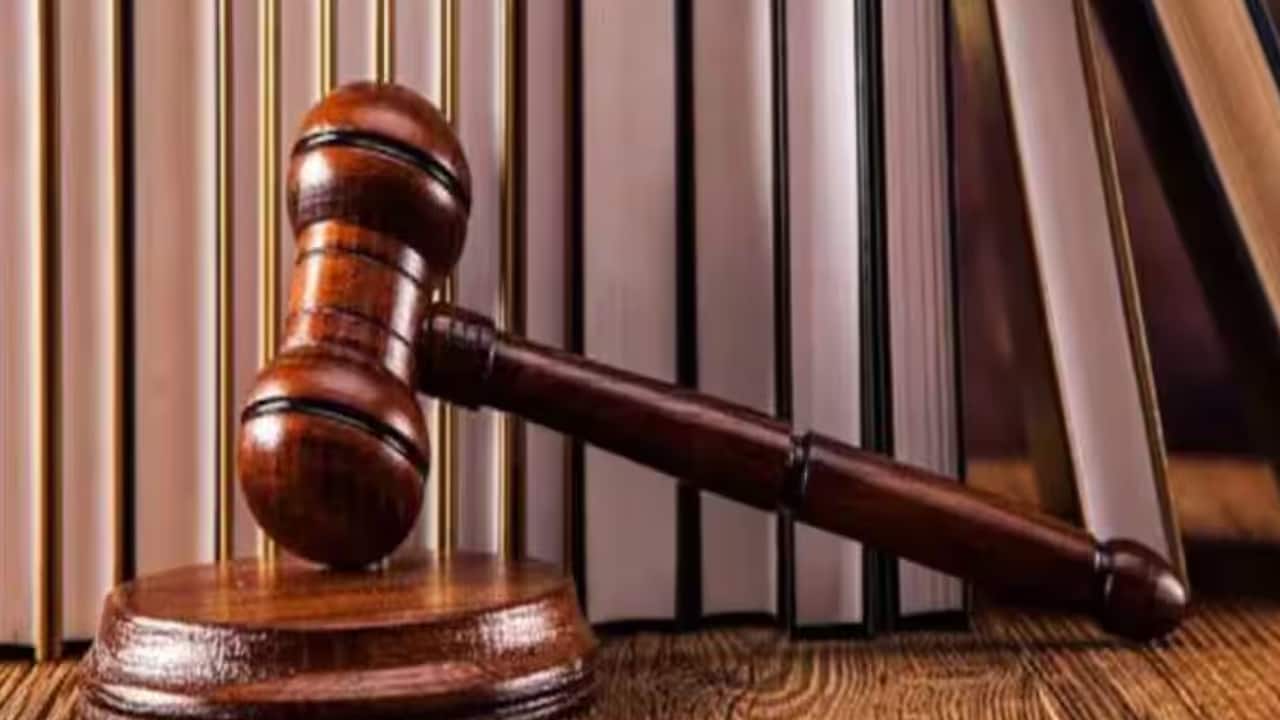 Florida judge temporarily blocks transfer of downtown Miami land for Trump's presidential library