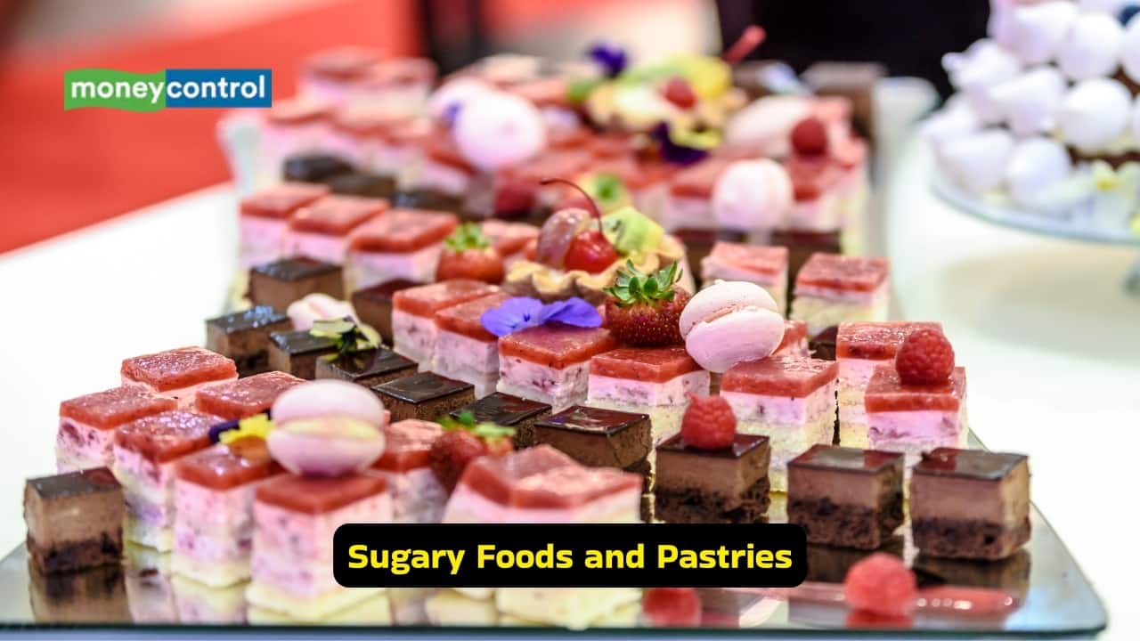 10 foods you shouldn’t eat on an empty stomach (Image: Canva)