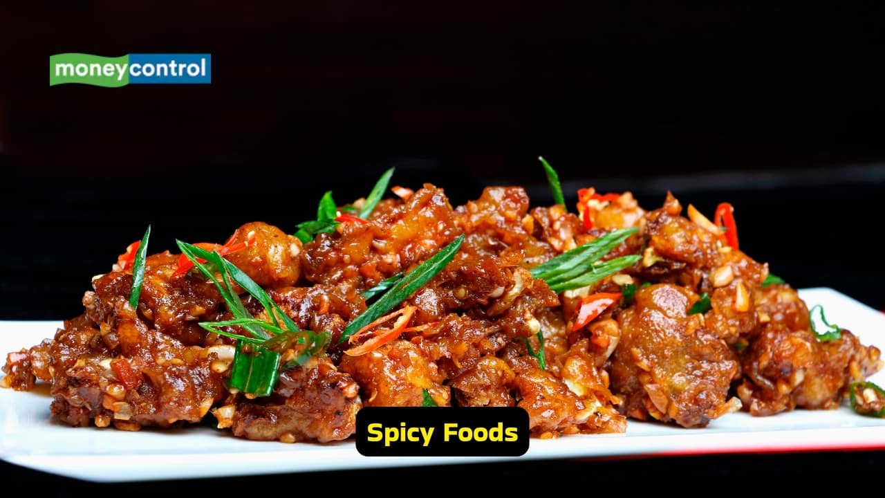 10 foods you shouldn’t eat on an empty stomach (Image: Canva)