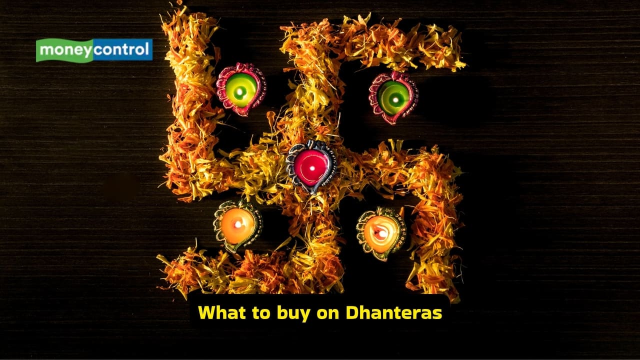 Dhanteras 2025: 7 unique, pocket-friendly ideas that bring out the true spirit of festivals  Dhanteras 2025: 7 unique, pocket-friendly ideas that bring out the true spirit of festivals