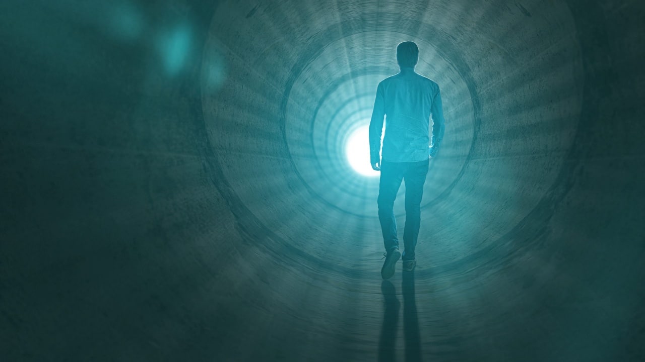 Seeing the light or facing the void? Study explores what happens when people near death