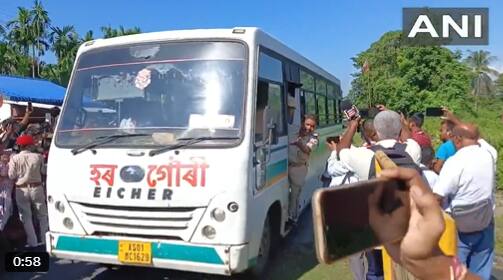 Zubeen Garg death case: Violent protest erupts outside Baksa jail, mob attacks convoy carrying accused