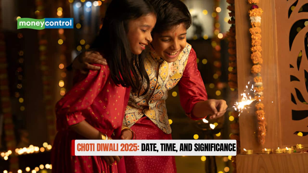 Choti Diwali 2025: Date, Time, and Significance
