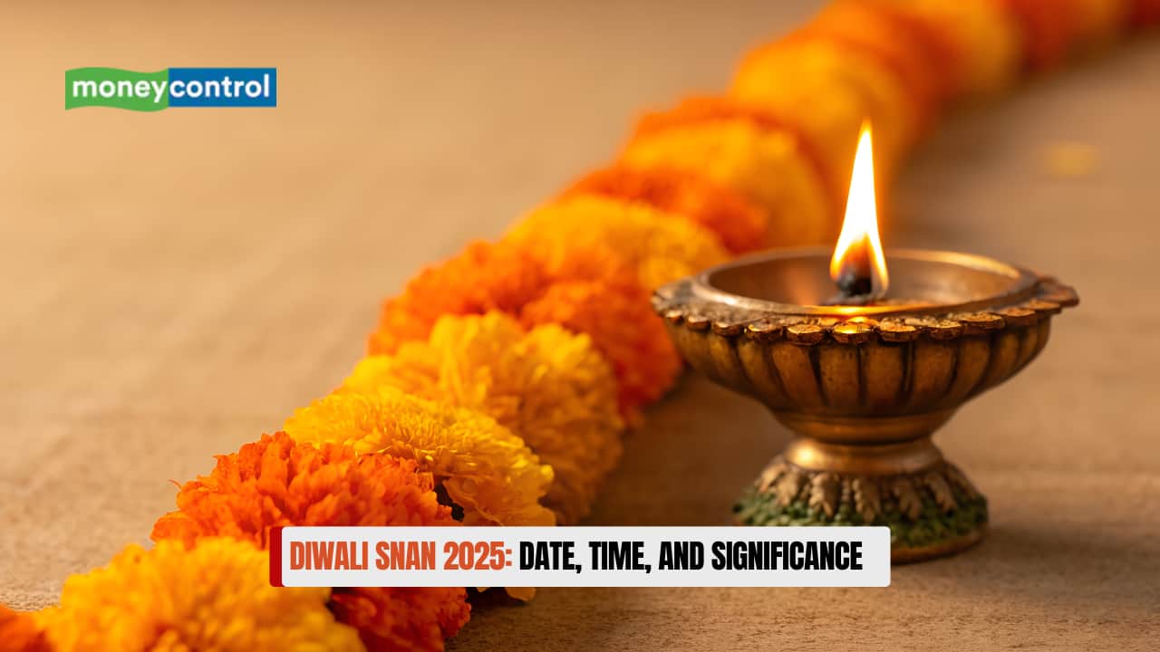Diwali Snan 2025: Date, Time, and Significance
