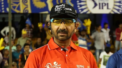 Ex-ICC umpire tears into Mohsin Naqvi amid Asia Cup trophy row: ‘Anybody could have handed over the trophy’