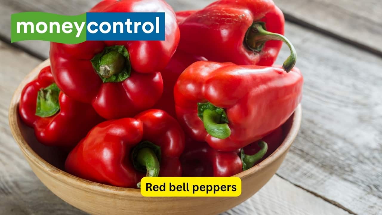 Red bell peppers A cup of raw red bell pepper has about 118 mg of vitamin C. Red bell peppers can be eaten raw or cooked, are low in calories and are versatile in cooking. Additionally, red bell peppers contain carotenoids, and are a good source of vitamin A. They can add color and crunch to salads, stir-frys, and wraps. (Image: Canva) Red bell peppers A cup of raw red bell pepper has about 118 mg of vitamin C. Red bell peppers can be eaten raw or cooked, are low in calories and are versatile in cooking. Additionally, red bell peppers contain carotenoids, and are a good source of vitamin A. They can add color and crunch to salads, stir-frys, and wraps. (Image: Canva)