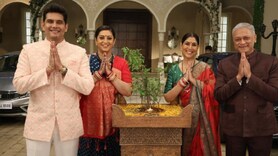 Kyunki Saas Bhi Kabhi Bahu Thi 2: Smriti Irani's reunion and BTS  pics with Sakshi Tanwar