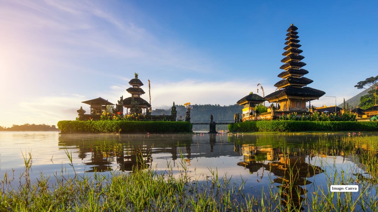 4. Bali Bali is regarded as the Island of the Gods and is the right place to have a romantic vacation with the beaches, jungles and the sacred temples. Lovers are able to unwind in infinity pools, which are enclosed by rice terraces. (Image: Canva)