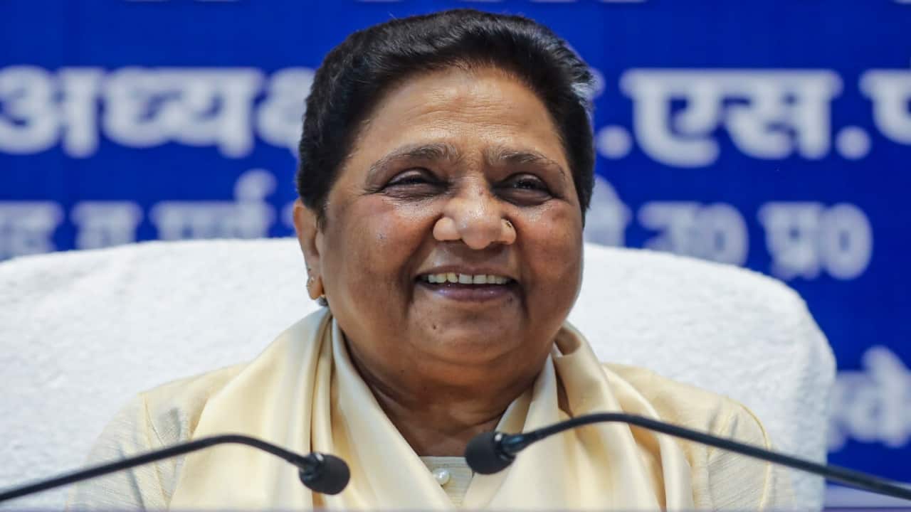 'Political honesty': Mayawati justifies praise for Yogi Adityanath amid Congress-SP criticism