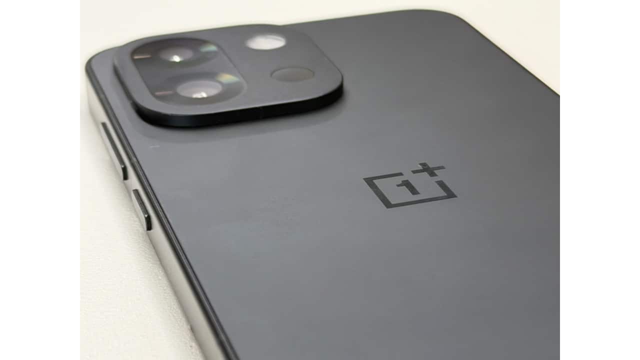 What we think OxygenOS 16 feels like OnePlus rediscovering its mojo — fast, functional, and fun again. The AI push gives it a forward-looking edge, though execution will decide how well it holds up in daily use. It’s a confident step into the AI age, without losing the simplicity that made OxygenOS special.