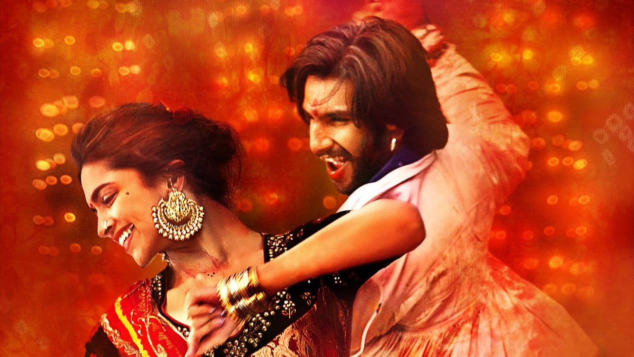 Goliyon Ki Raasleela Ram-Leela (2013) Directed by Sanjay Leela Bhansali, this modern adaptation of Romeo and Juliet features vibrant Diwali scenes full of dance, colors, and traditional rituals.