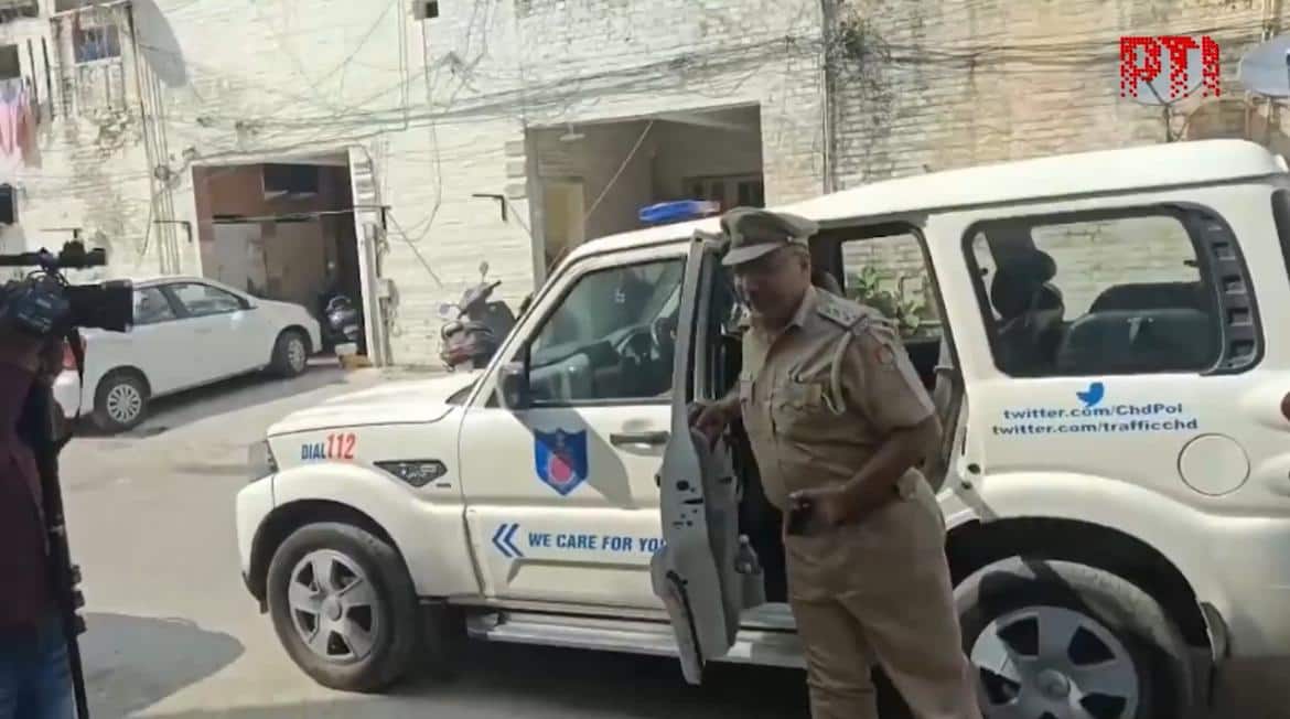 Panjab University staffer slits mother's throat in Chandigarh