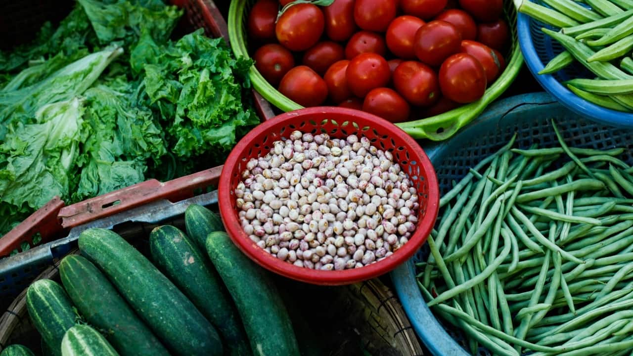 This French biochemist has the best science-backed hacks to control glucose: From adding vinegar before meals to having sugar after meals, more