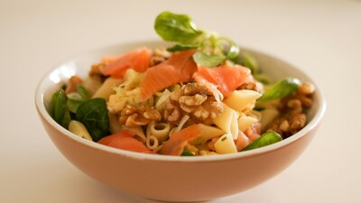 Orthopaedic doctor shares what to eat and avoid when joints ache