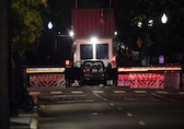 Man crashes car into White House security gate, taken into custody