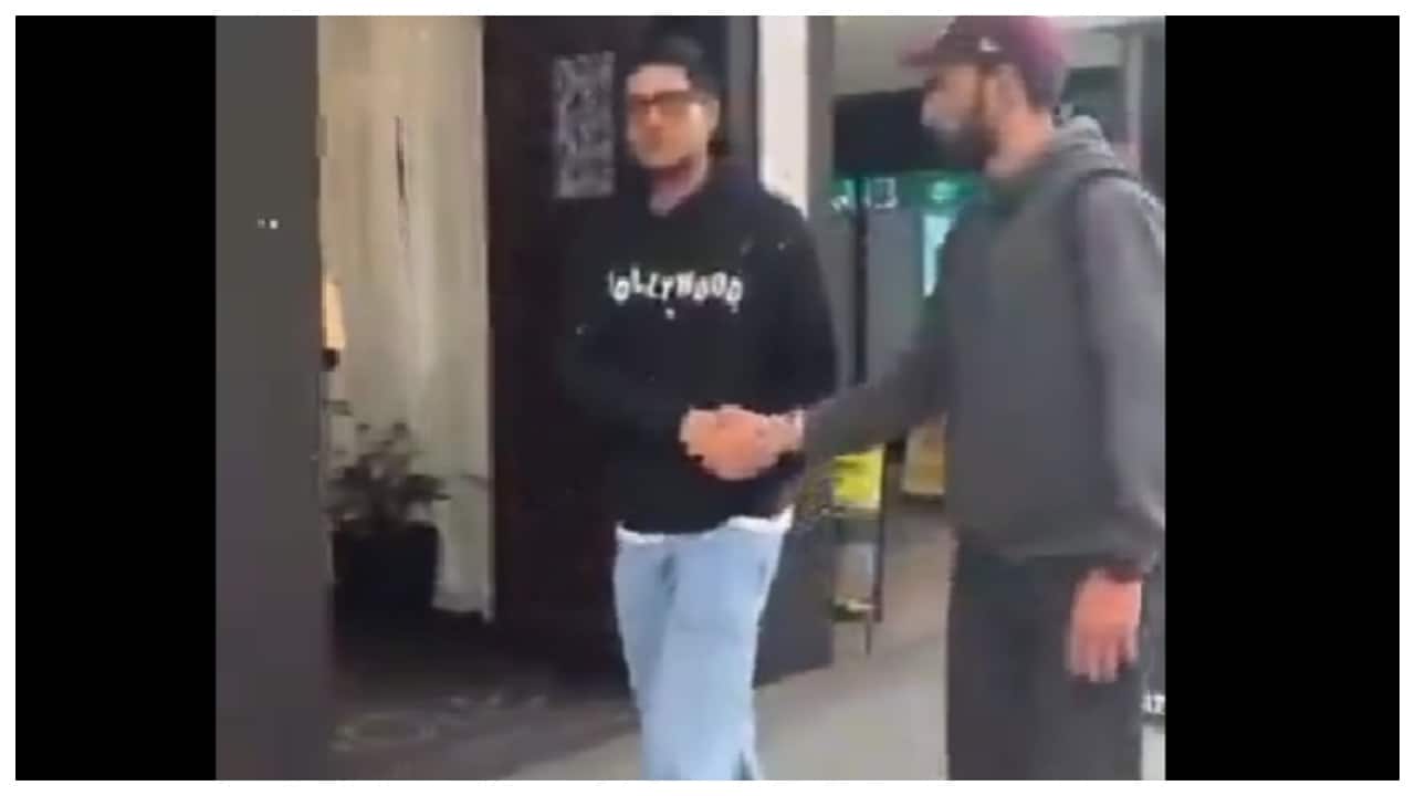 Shubman Gill taken aback as fan yells 'Pakistan Zindabad' during handshake | Watch
