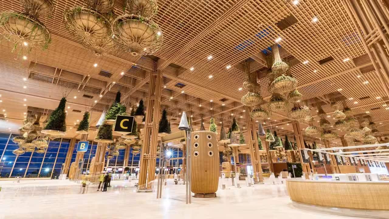Bengaluru Airport Gets Global Comparison as Harsh Goenka Calls It a “Masterpiece”