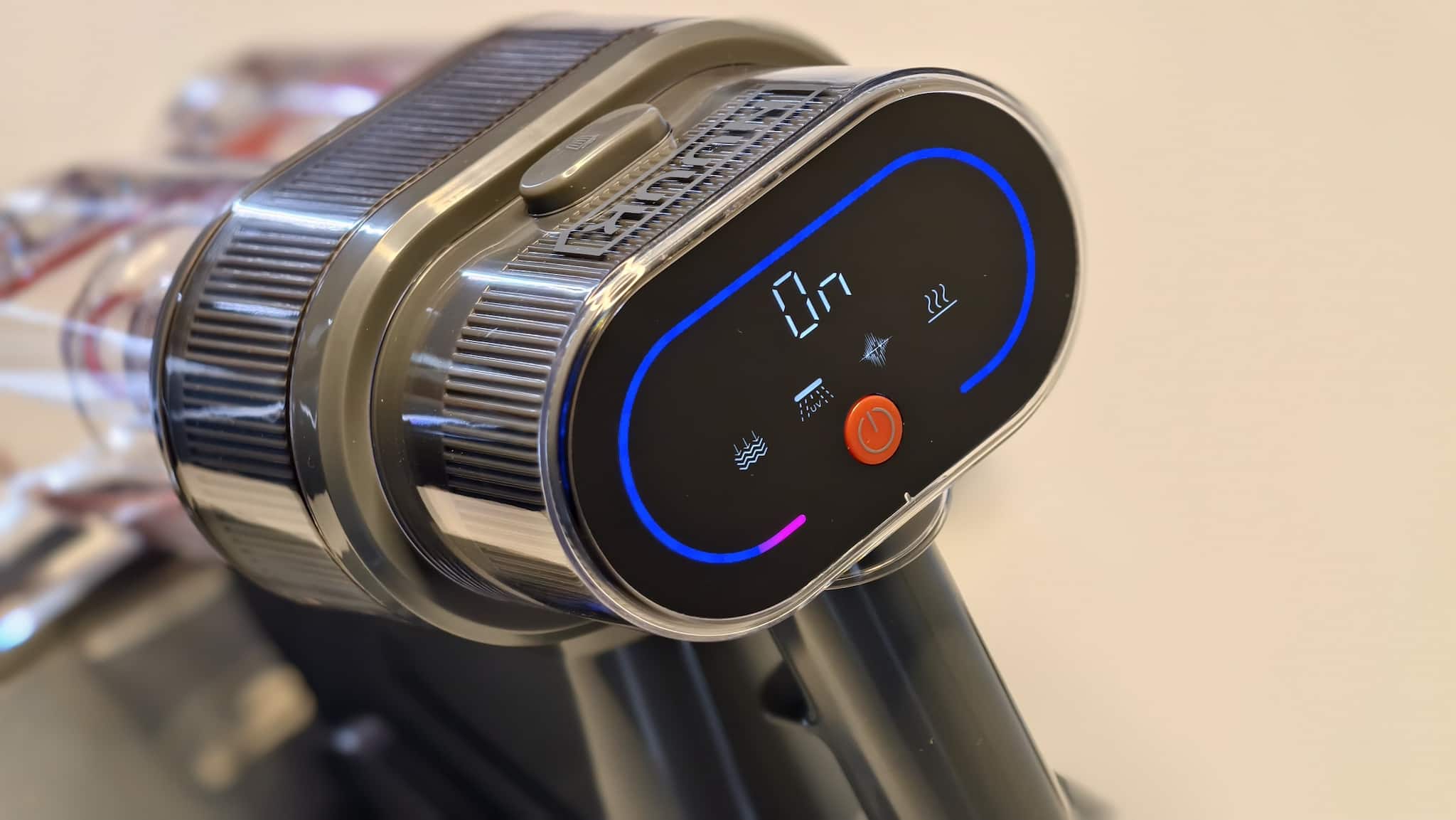 NUUK Ren Beam Mattress vacuum cleaner control and info center