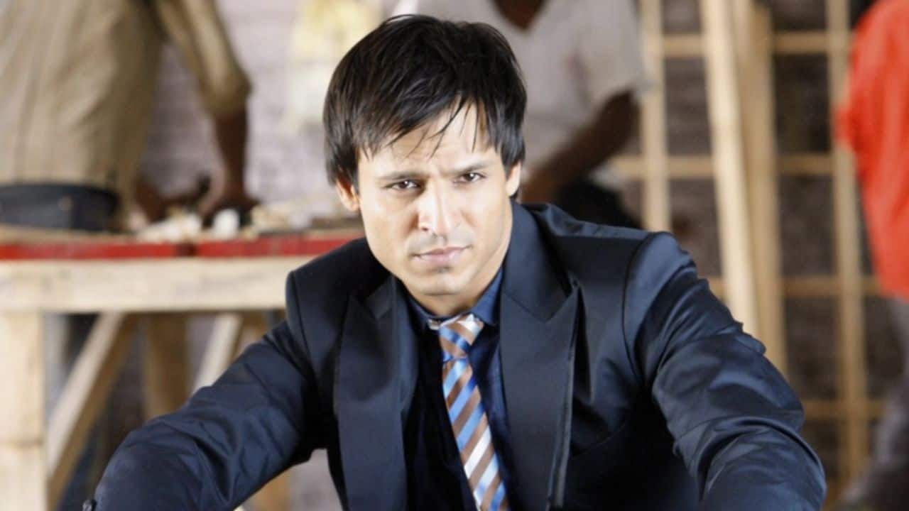 6. Krrish 3 (2013) – The Grey and Villainous Shades In Krrish 3, Oberoi ventured into negative territory, playing the villain Kaal with menace and flair. His ability to embody both charm and ruthlessness in a comic-book-inspired action setting showcased his range beyond the typical hero image.