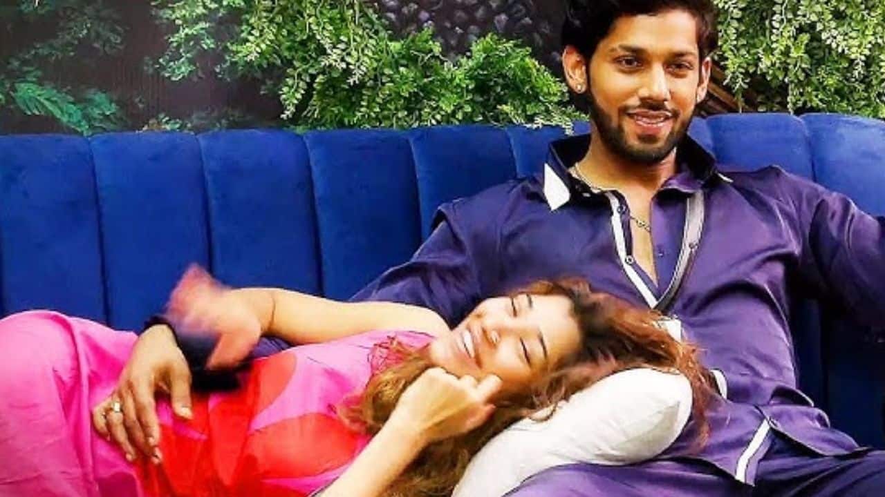 Bigg Boss 19: Baseer Ali’s mother Afshan Khan calls out Nehal Chudasama: 'What kind of relationship can a girl like that have with my son...'