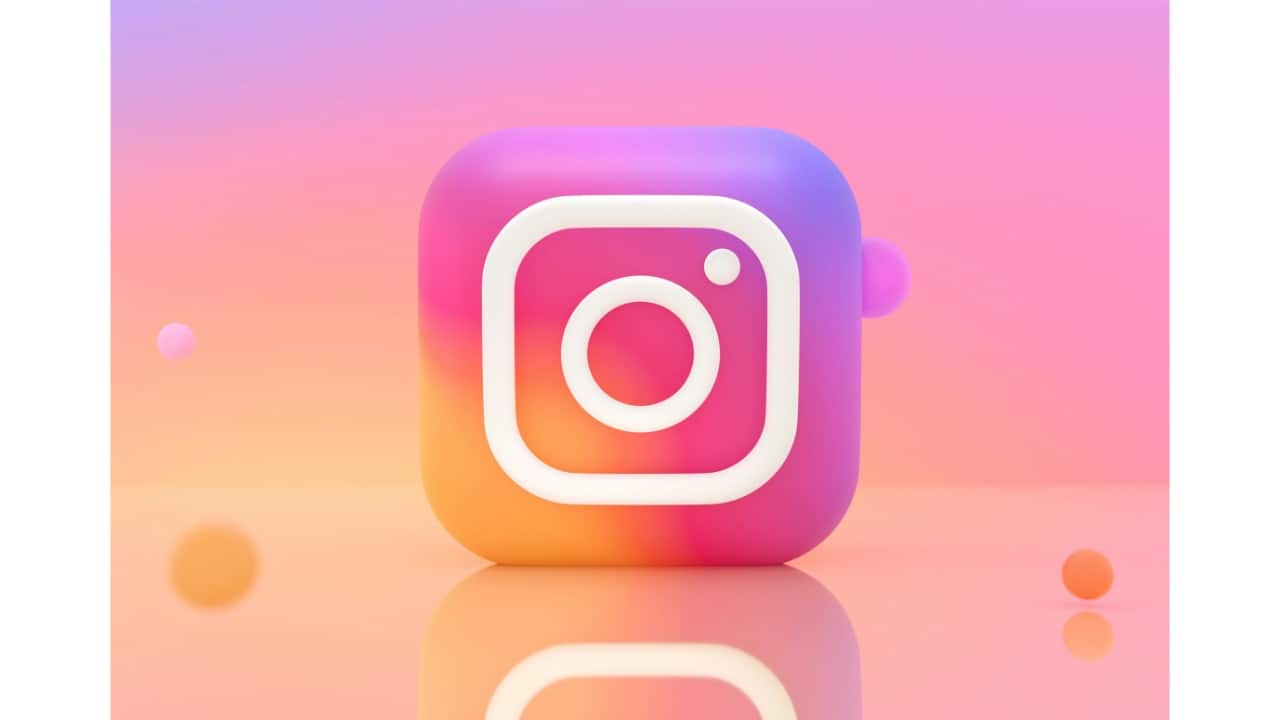 5 things that happen to your Instagram account when someone dies