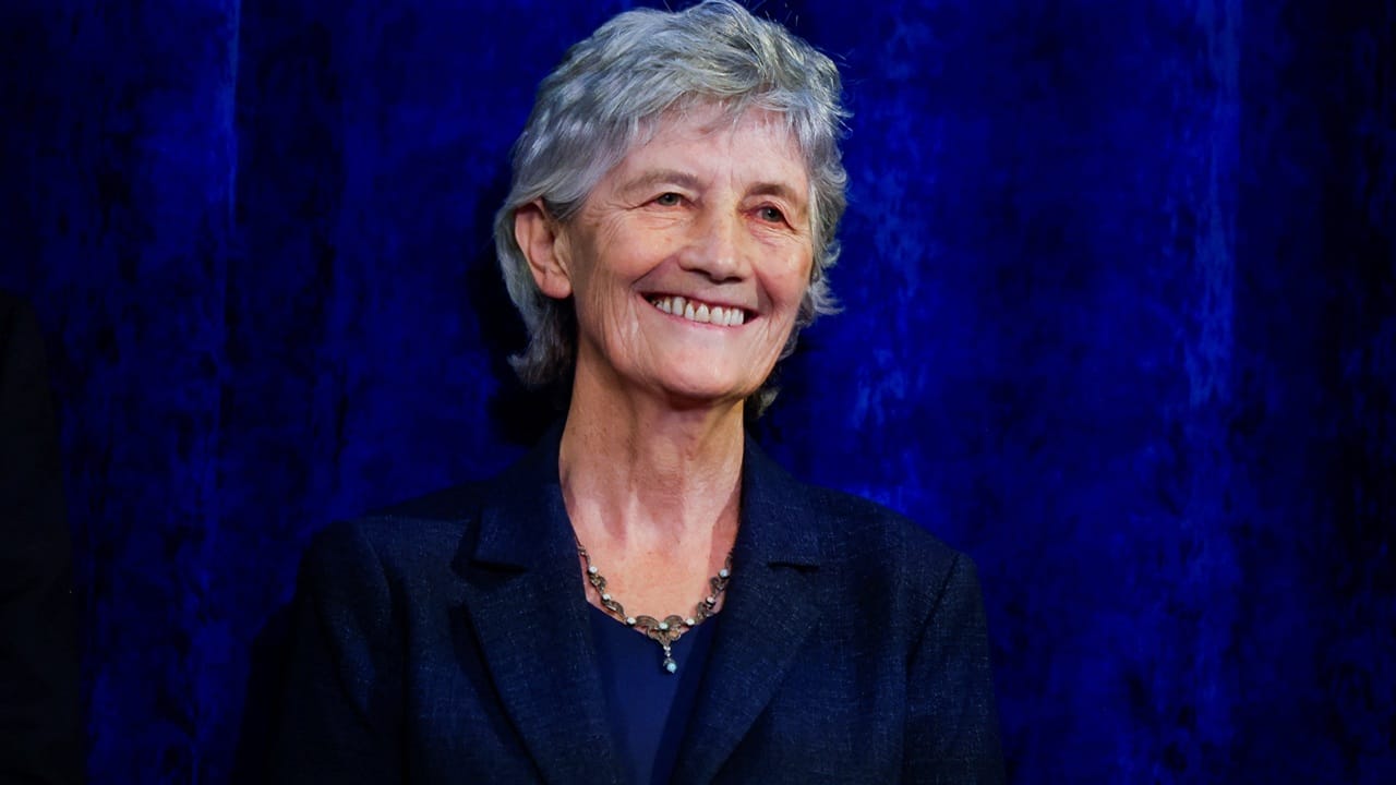 Independent left-wing politician Catherine Connolly wins Irish presidency in landslide Independent left-wing politician Catherine Connolly wins Irish presidency in landslide