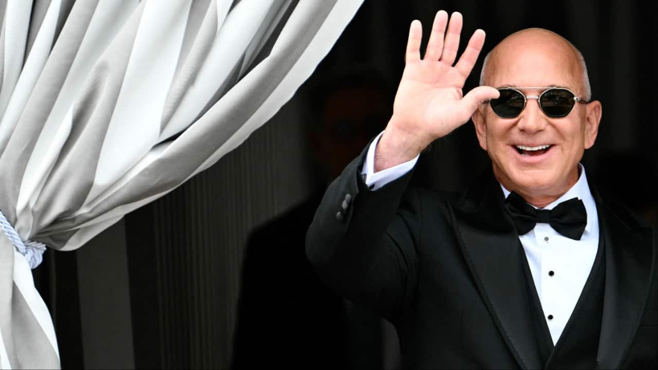 Jeff Bezos says his 10 years' work experience improved chances of Amazon's success