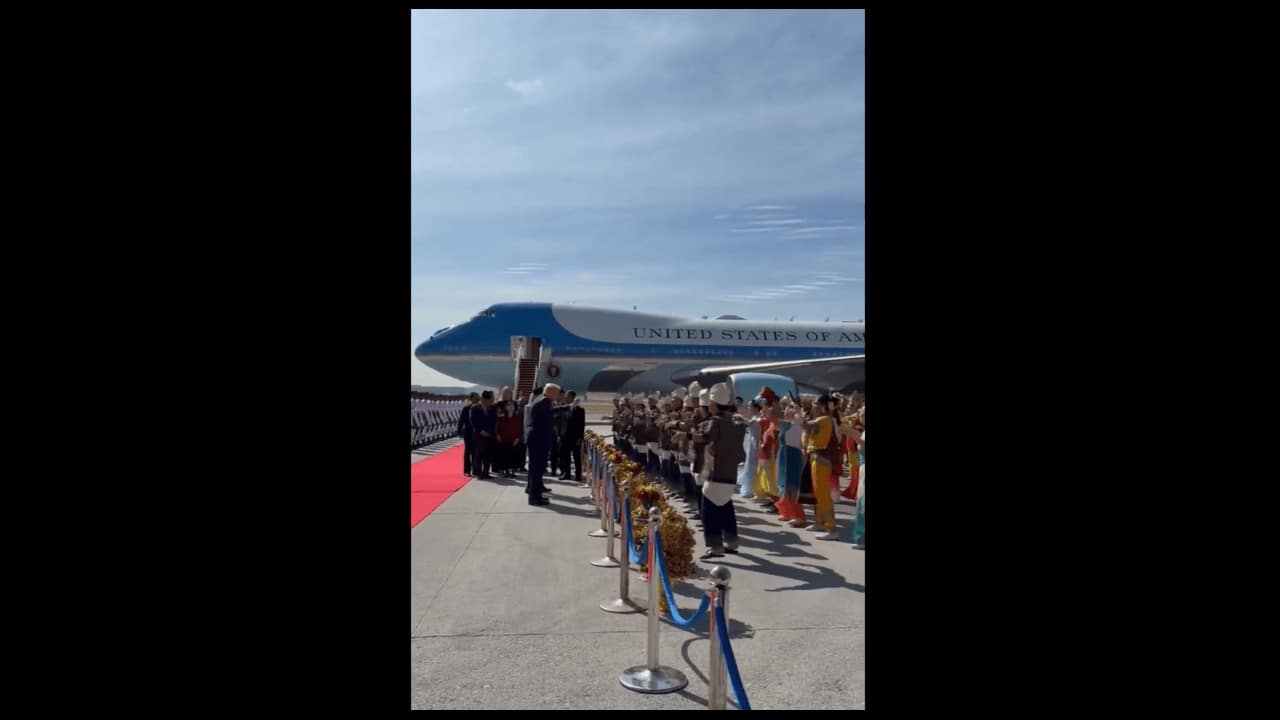 Trump dances with Malaysian performers during warm airport welcome | Watch
